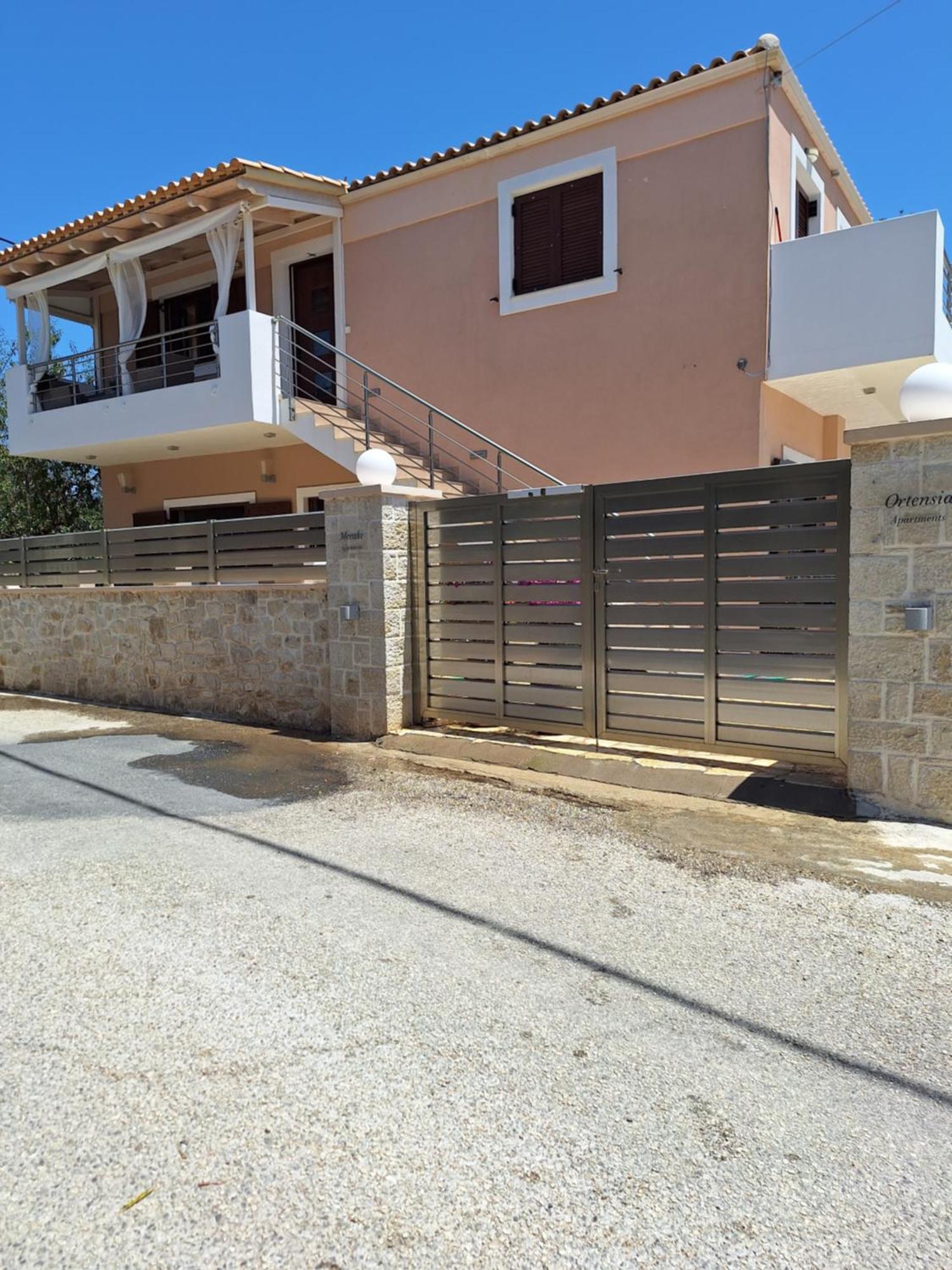 Ortensia Oziás Dış mekan fotoğraf